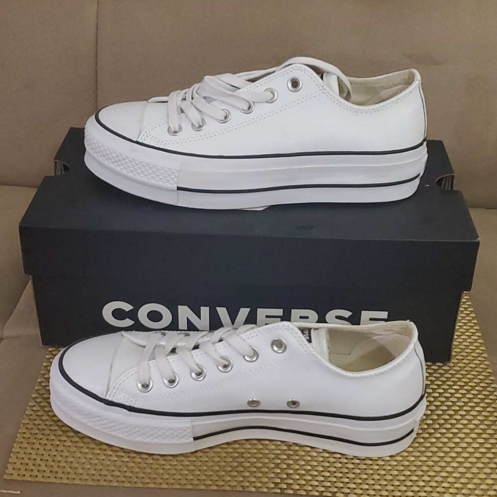 NEW Converse All Star Chuck Taylor Leather Shoes
